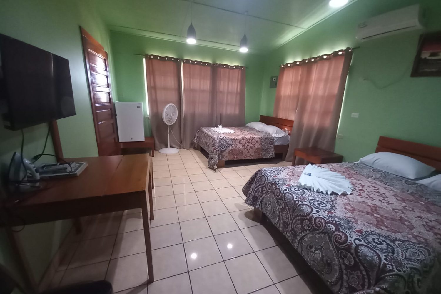 frontier-inn-punta-gorda-belize10