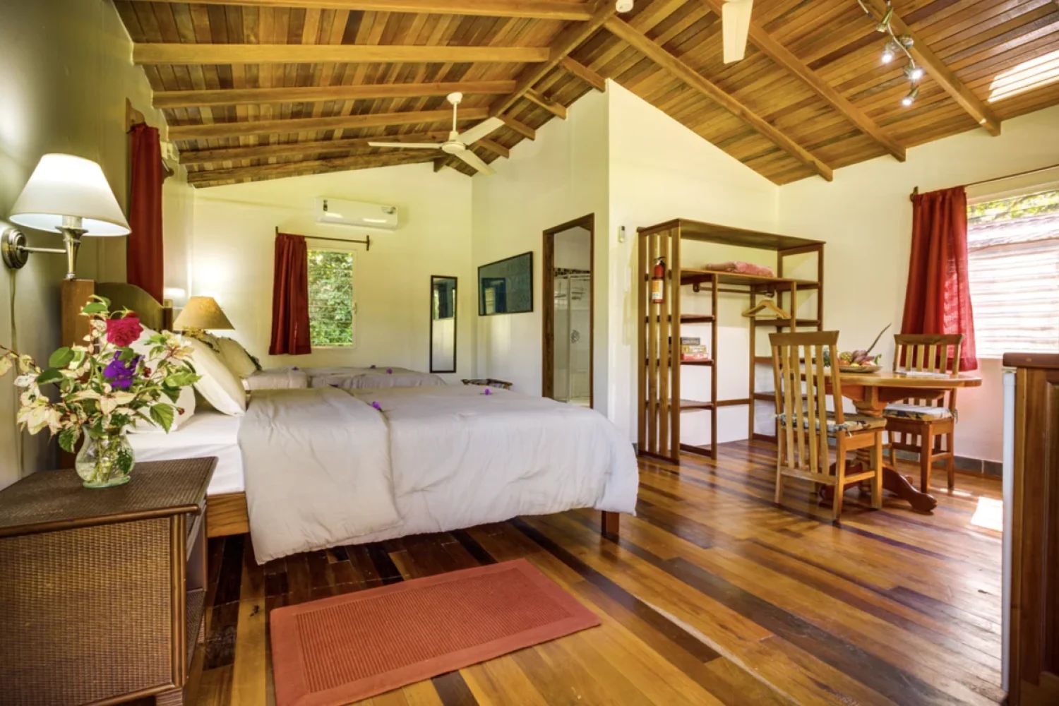 tanager-rainforest-lodge2